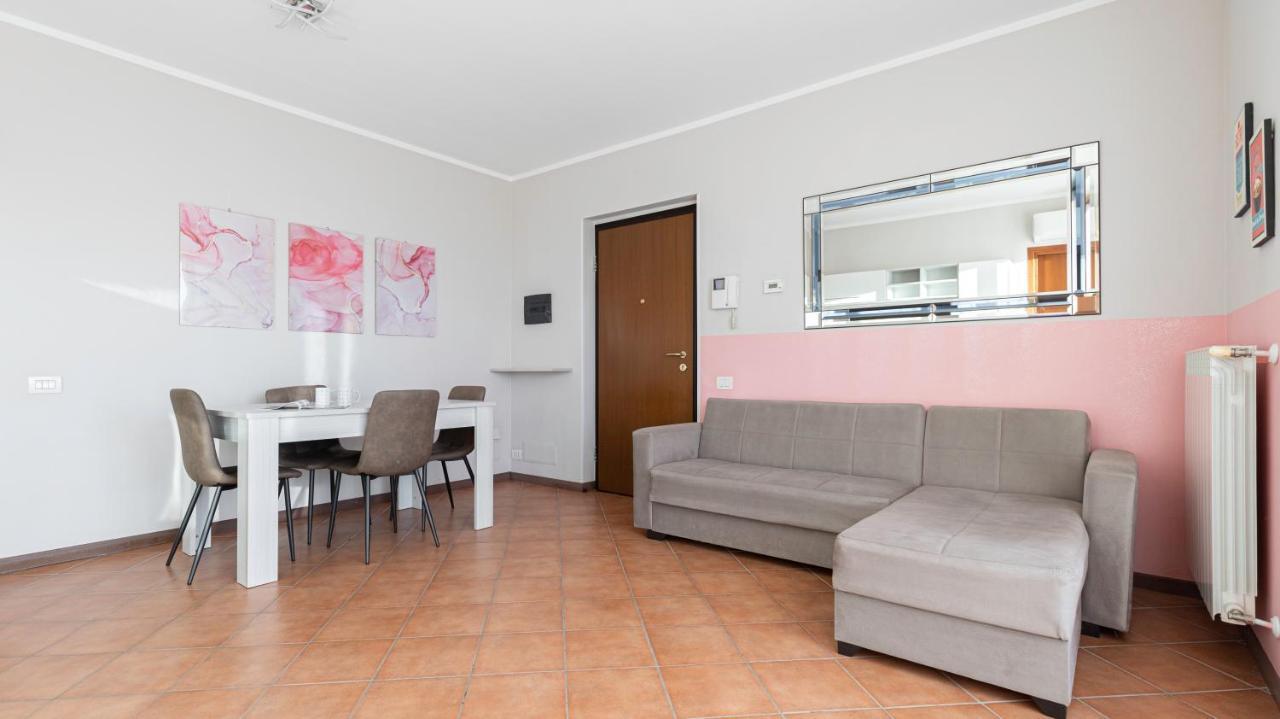 Italianway - Piazza Alboreto 72, Rozzano Exteriér fotografie