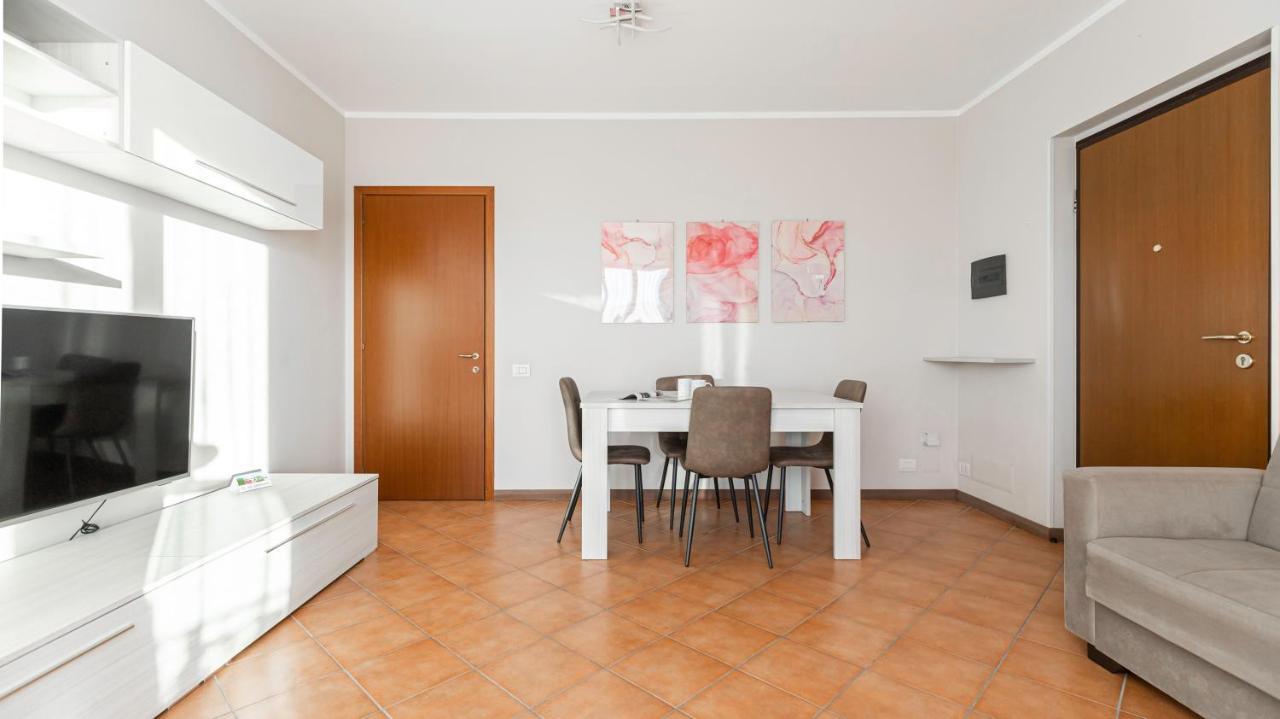 Italianway - Piazza Alboreto 72, Rozzano Exteriér fotografie