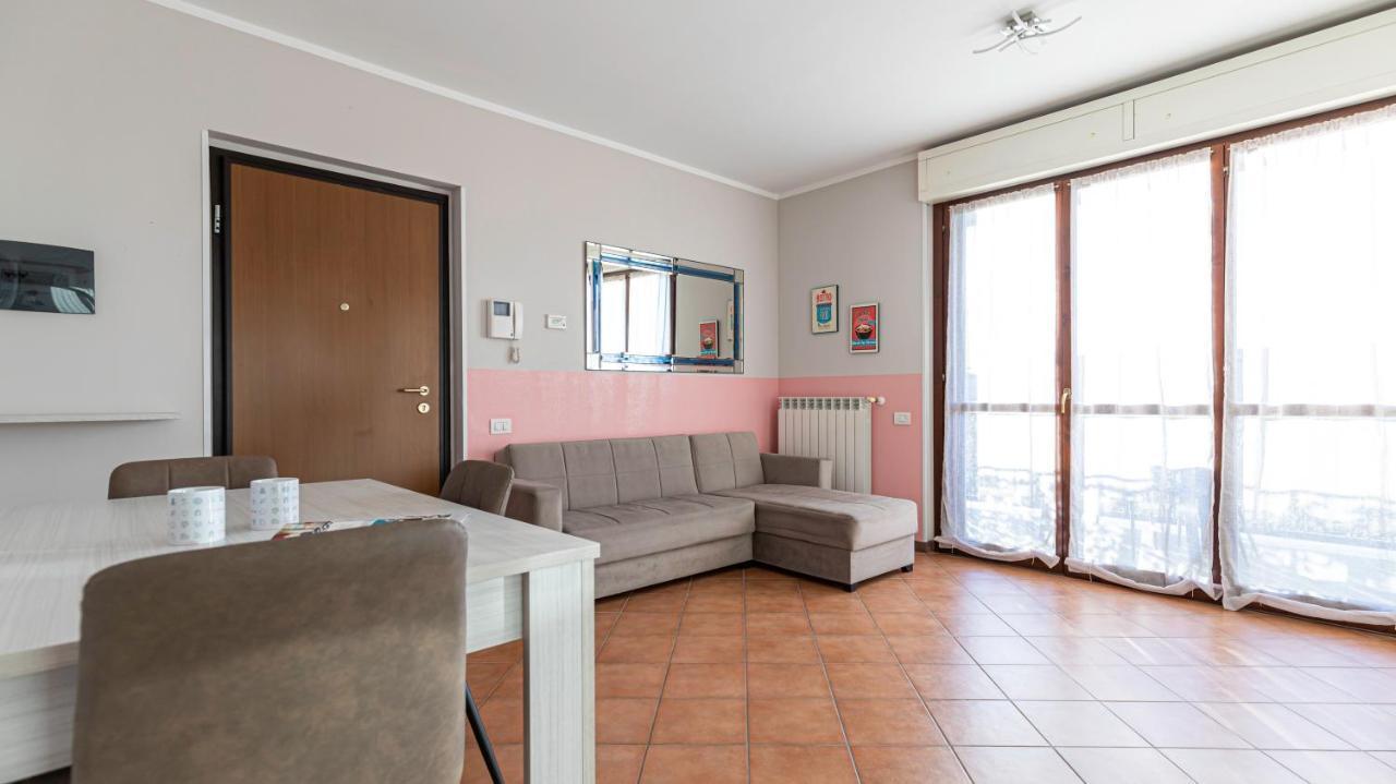Italianway - Piazza Alboreto 72, Rozzano Exteriér fotografie